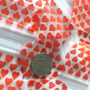 Red Heart Design Apple Brand 200 Baggies - Choose Size